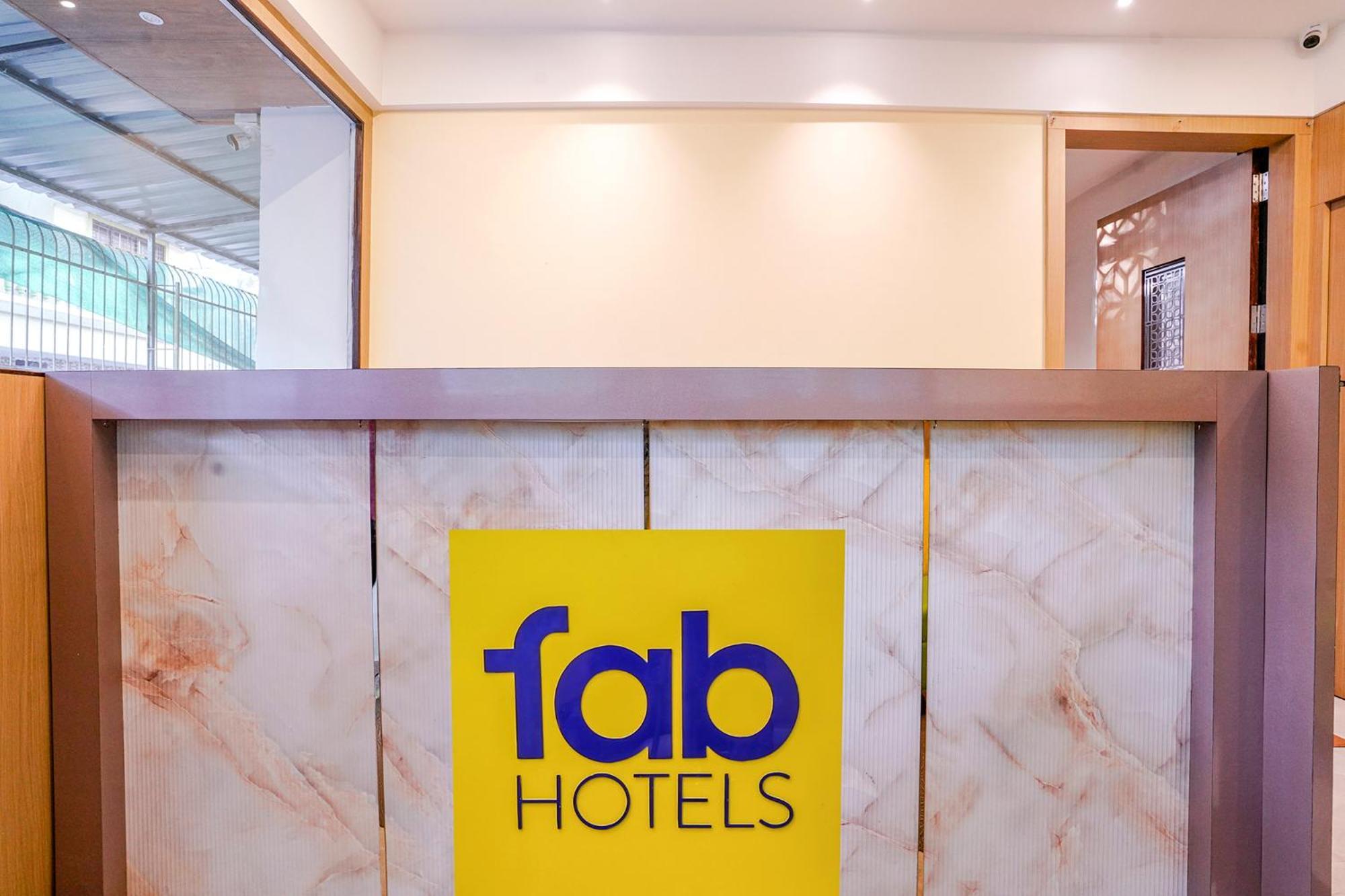 Fabexpress Utsav Residency - Nr Panvel Jāmb Exterior foto